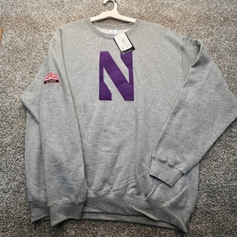 New Era Northwestern Wildcats Crewneck Mens MEDIUM Gray NEW Wrigley Field Patch